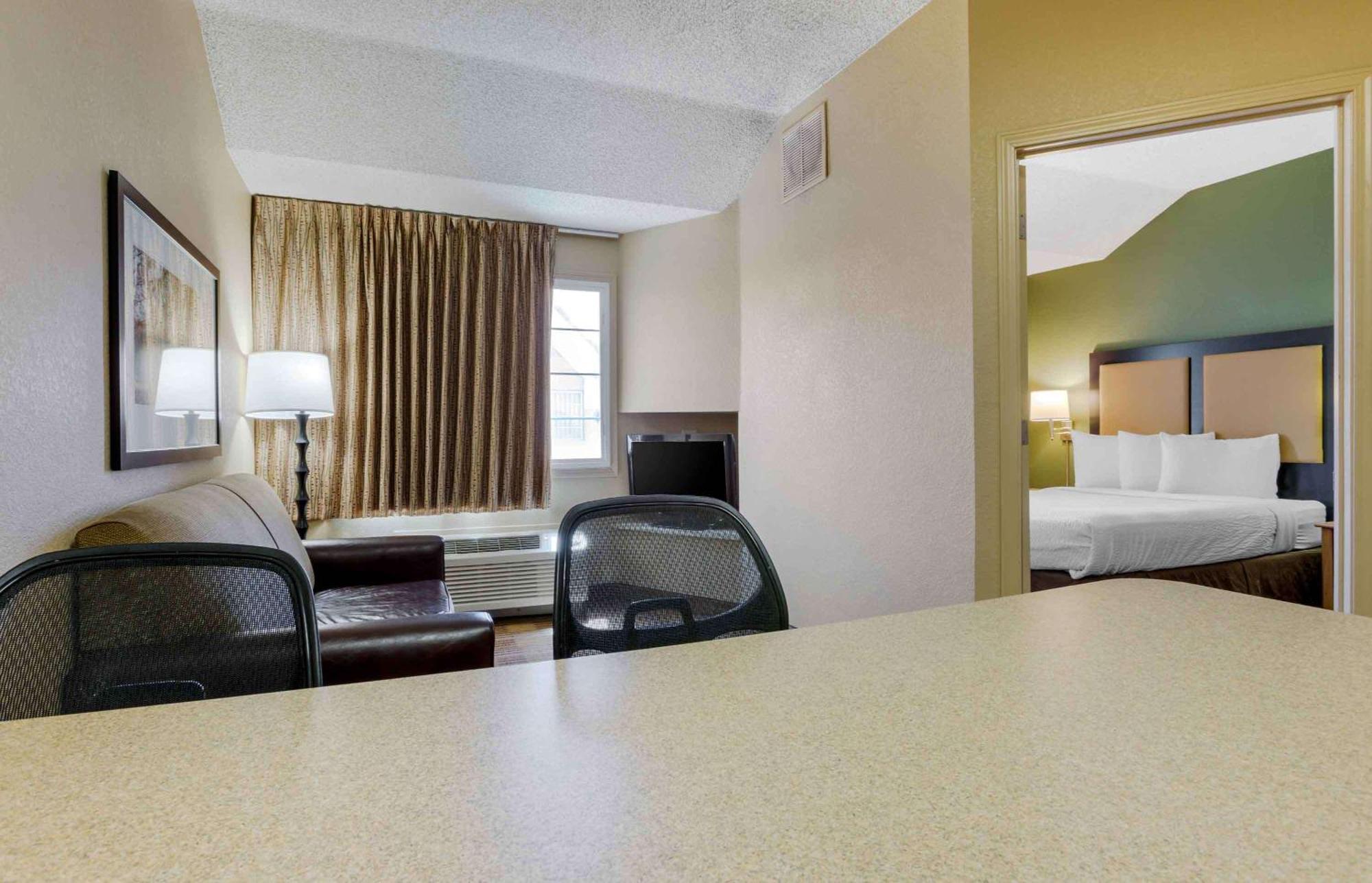 Extended Stay America Select Suites - Providence - Airport Warwick Ngoại thất bức ảnh