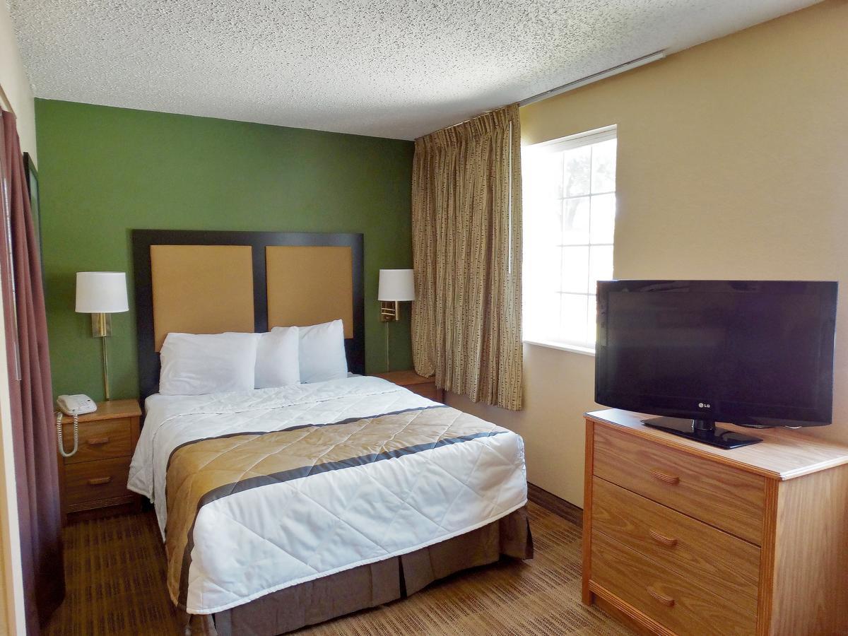 Extended Stay America Select Suites - Providence - Airport Warwick Ngoại thất bức ảnh
